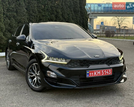 Черный Киа K5, объемом двигателя 2 л и пробегом 137 тыс. км за 22900 $, фото 1 на Automoto.ua