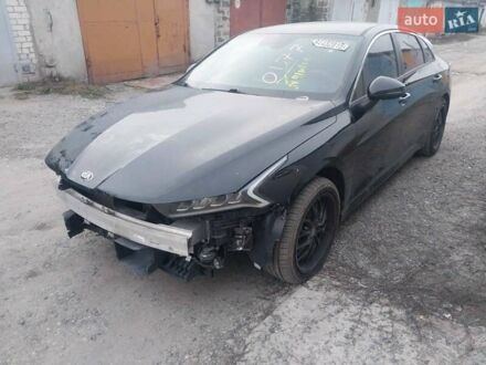 Черный Киа K5, объемом двигателя 1.6 л и пробегом 110 тыс. км за 13300 $, фото 1 на Automoto.ua