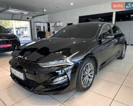 Чорний Кіа K5, об'ємом двигуна 2 л та пробігом 171 тис. км за 21900 $, фото 1 на Automoto.ua