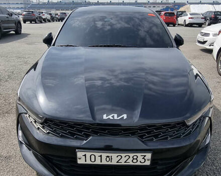 Черный Киа K5, объемом двигателя 2 л и пробегом 40 тыс. км за 22000 $, фото 1 на Automoto.ua