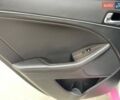 Красный Киа K5, объемом двигателя 2 л и пробегом 160 тыс. км за 11999 $, фото 26 на Automoto.ua