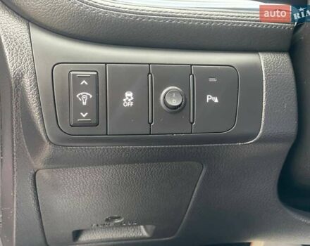 Красный Киа K5, объемом двигателя 2 л и пробегом 160 тыс. км за 11999 $, фото 21 на Automoto.ua