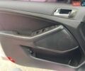 Красный Киа K5, объемом двигателя 2 л и пробегом 160 тыс. км за 11999 $, фото 25 на Automoto.ua