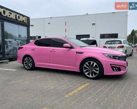 Красный Киа K5, объемом двигателя 2 л и пробегом 160 тыс. км за 11999 $, фото 3 на Automoto.ua