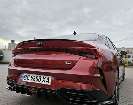 Красный Киа K5, объемом двигателя 1.6 л и пробегом 117 тыс. км за 24500 $, фото 3 на Automoto.ua