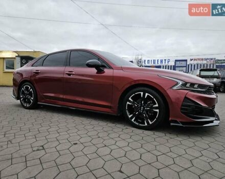Красный Киа K5, объемом двигателя 1.6 л и пробегом 117 тыс. км за 24500 $, фото 2 на Automoto.ua