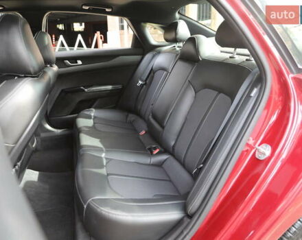 Красный Киа K5, объемом двигателя 1.6 л и пробегом 8 тыс. км за 21500 $, фото 8 на Automoto.ua