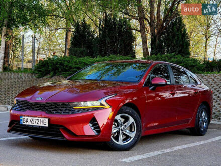 Кіа K5 2021 у Умани на Automoto.ua Червоний Кіа K5, об'ємом двигуна 1.6 л та пробігом 48 тис. км за 22782 $, фото 1 на Automoto.ua
