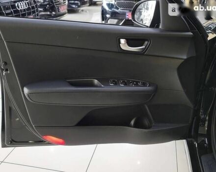 Кіа K5, об'ємом двигуна 1.7 л та пробігом 146 тис. км за 13900 $, фото 10 на Automoto.ua