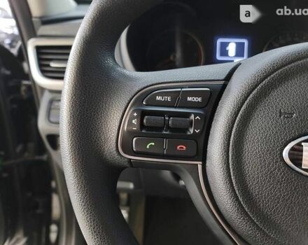 Кіа K5, об'ємом двигуна 1.7 л та пробігом 146 тис. км за 13900 $, фото 13 на Automoto.ua