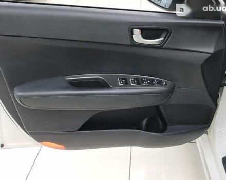Киа K5, объемом двигателя 2 л и пробегом 173 тыс. км за 12000 $, фото 9 на Automoto.ua