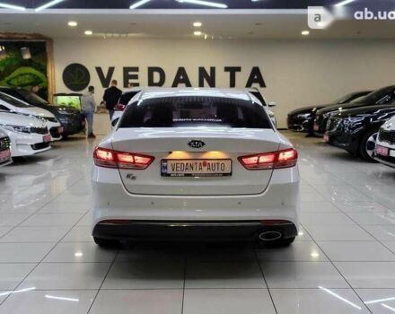 Киа K5, объемом двигателя 2 л и пробегом 173 тыс. км за 12000 $, фото 4 на Automoto.ua