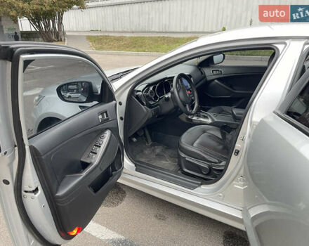 Киа K5, объемом двигателя 2 л и пробегом 338 тыс. км за 8000 $, фото 19 на Automoto.ua