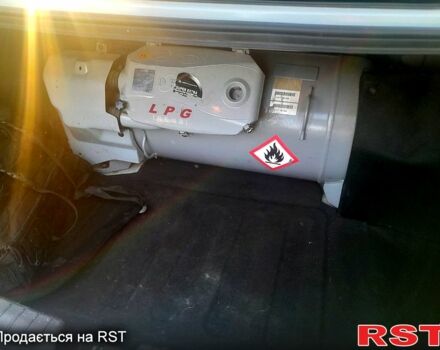 Кіа K5, об'ємом двигуна 2 л та пробігом 198 тис. км за 8200 $, фото 4 на Automoto.ua