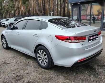 Киа K5, объемом двигателя 2 л и пробегом 314 тыс. км за 9999 $, фото 4 на Automoto.ua