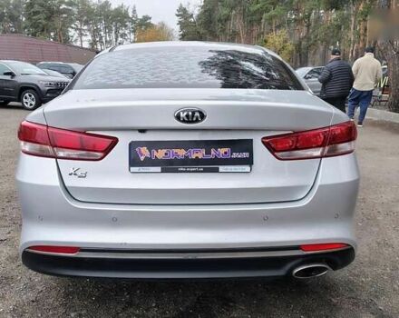 Киа K5, объемом двигателя 2 л и пробегом 314 тыс. км за 9999 $, фото 5 на Automoto.ua