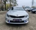 Киа K5, объемом двигателя 2 л и пробегом 314 тыс. км за 9999 $, фото 1 на Automoto.ua