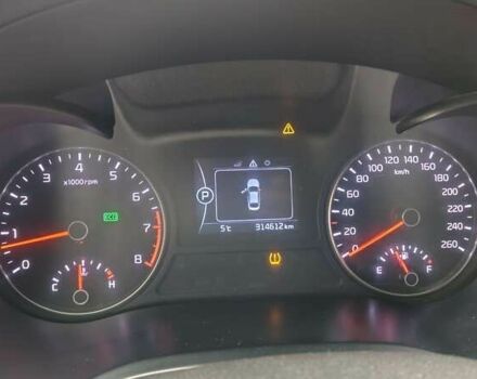 Киа K5, объемом двигателя 2 л и пробегом 314 тыс. км за 9999 $, фото 12 на Automoto.ua