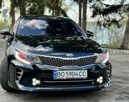 Киа K5, объемом двигателя 2 л и пробегом 233 тыс. км за 11800 $, фото 1 на Automoto.ua