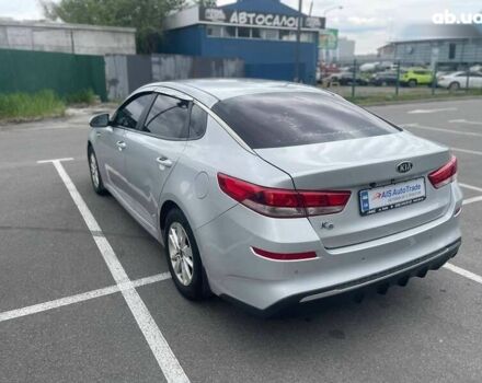 Киа K5, объемом двигателя 2 л и пробегом 419 тыс. км за 8690 $, фото 6 на Automoto.ua