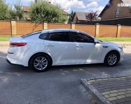 Киа K5, объемом двигателя 2 л и пробегом 335 тыс. км за 10990 $, фото 4 на Automoto.ua