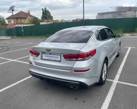 Киа K5, объемом двигателя 2 л и пробегом 419 тыс. км за 8690 $, фото 4 на Automoto.ua