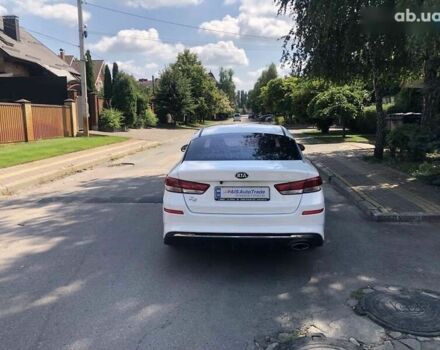 Киа K5, объемом двигателя 2 л и пробегом 335 тыс. км за 10990 $, фото 6 на Automoto.ua