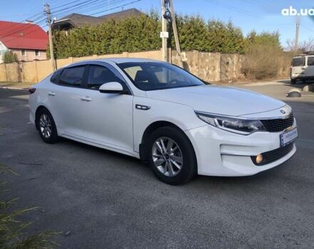 Кіа K5, об'ємом двигуна 2 л та пробігом 382 тис. км за 8990 $, фото 2 на Automoto.ua