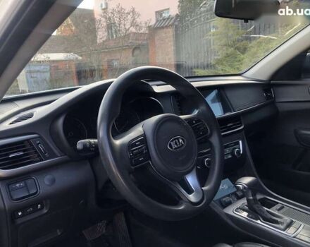 Кіа K5, об'ємом двигуна 2 л та пробігом 382 тис. км за 8990 $, фото 7 на Automoto.ua