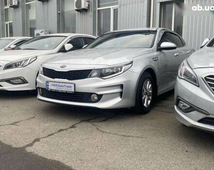 Киа K5, объемом двигателя 2 л и пробегом 322 тыс. км за 11990 $, фото 1 на Automoto.ua