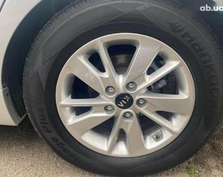 Киа K5, объемом двигателя 2 л и пробегом 274 тыс. км за 11990 $, фото 11 на Automoto.ua