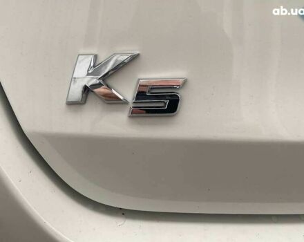 Кіа K5, об'ємом двигуна 2 л та пробігом 405 тис. км за 12490 $, фото 4 на Automoto.ua