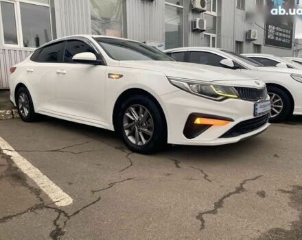 Кіа K5, об'ємом двигуна 2 л та пробігом 405 тис. км за 12490 $, фото 1 на Automoto.ua