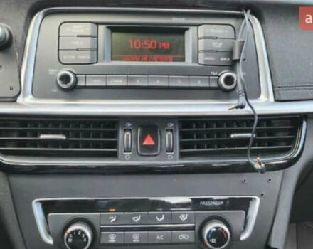 Киа K5, объемом двигателя 2 л и пробегом 235 тыс. км за 9800 $, фото 12 на Automoto.ua