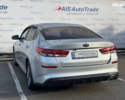 Киа K5, объемом двигателя 0 л и пробегом 266 тыс. км за 13490 $, фото 7 на Automoto.ua