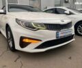 Кіа K5, об'ємом двигуна 2 л та пробігом 405 тис. км за 12490 $, фото 1 на Automoto.ua