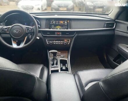 Кіа K5, об'ємом двигуна 2 л та пробігом 405 тис. км за 12490 $, фото 6 на Automoto.ua