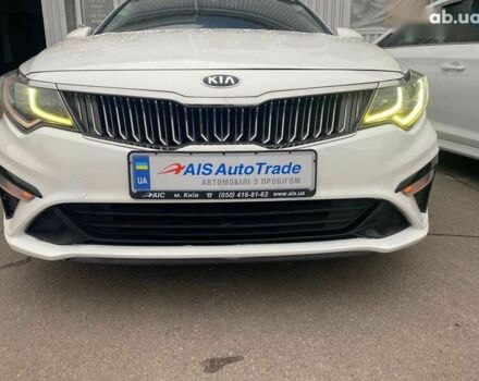 Кіа K5, об'ємом двигуна 2 л та пробігом 405 тис. км за 12490 $, фото 2 на Automoto.ua