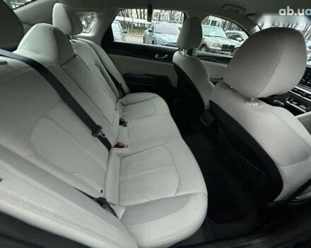 Киа K5, объемом двигателя 1.6 л и пробегом 109 тыс. км за 20500 $, фото 25 на Automoto.ua