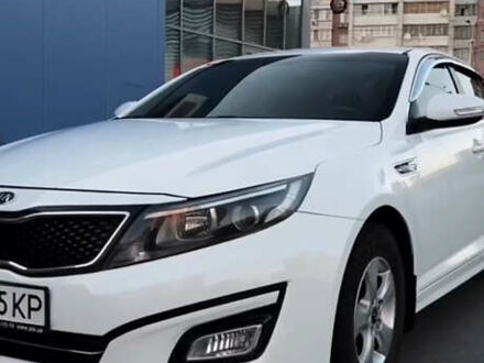 Киа K5, объемом двигателя 2 л и пробегом 199 тыс. км за 10000 $, фото 1 на Automoto.ua