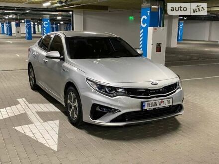 Киа K5 2019 в Киеве на Automoto.ua Киа K5, объемом двигателя 2 л и пробегом 102 тыс. км за 17900 $, фото 1 на Automoto.ua