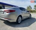 Сірий Кіа K5, об'ємом двигуна 2 л та пробігом 250 тис. км за 10200 $, фото 5 на Automoto.ua