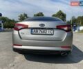 Сірий Кіа K5, об'ємом двигуна 2 л та пробігом 250 тис. км за 10200 $, фото 8 на Automoto.ua