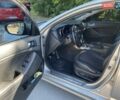 Сірий Кіа K5, об'ємом двигуна 2 л та пробігом 250 тис. км за 10200 $, фото 12 на Automoto.ua