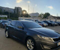 Серый Киа K5, объемом двигателя 2 л и пробегом 214 тыс. км за 7600 $, фото 3 на Automoto.ua