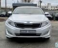 Серый Киа K5, объемом двигателя 2 л и пробегом 123 тыс. км за 7000 $, фото 1 на Automoto.ua
