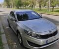 Серый Киа K5, объемом двигателя 2 л и пробегом 333 тыс. км за 8700 $, фото 1 на Automoto.ua