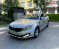 Сірий Кіа K5, об'ємом двигуна 2 л та пробігом 230 тис. км за 6500 $, фото 1 на Automoto.ua