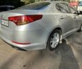 Серый Киа K5, объемом двигателя 2 л и пробегом 280 тыс. км за 6800 $, фото 10 на Automoto.ua