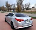 Серый Киа K5, объемом двигателя 2 л и пробегом 174 тыс. км за 8000 $, фото 2 на Automoto.ua